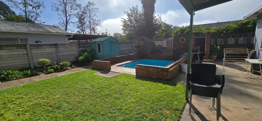 3 Bedroom Property for Sale in Strubenvale Gauteng