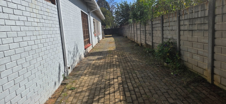 3 Bedroom Property for Sale in Strubenvale Gauteng