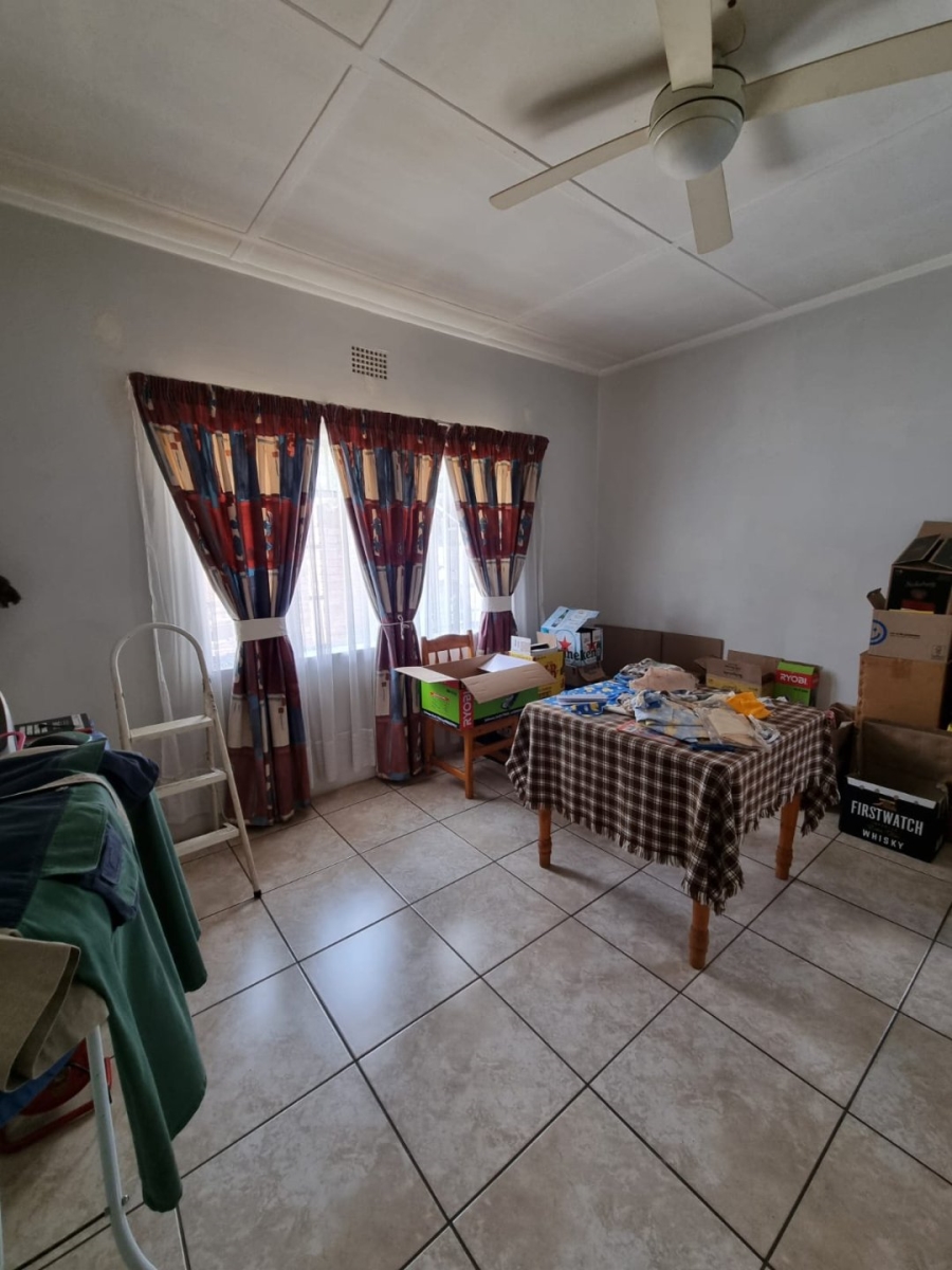 3 Bedroom Property for Sale in Strubenvale Gauteng