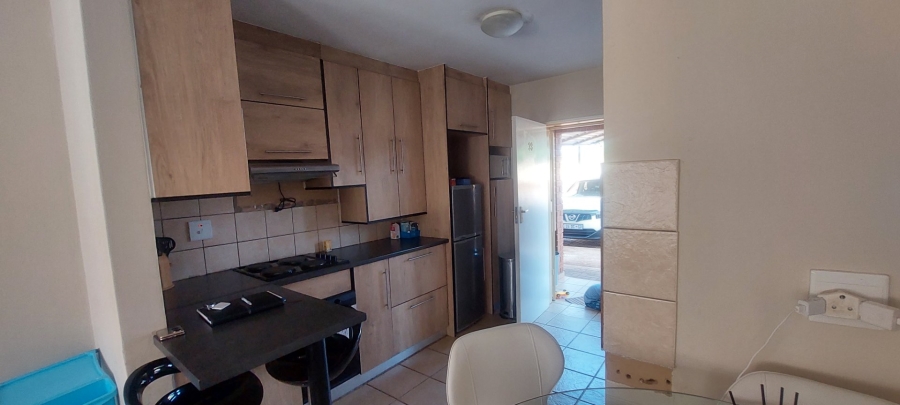 2 Bedroom Property for Sale in The Orchards Gauteng