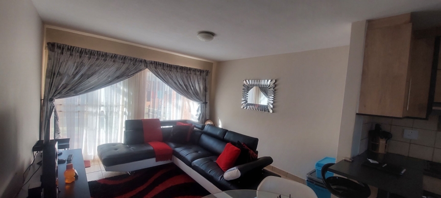 2 Bedroom Property for Sale in The Orchards Gauteng