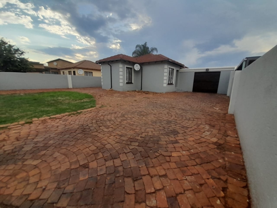 3 Bedroom Property for Sale in The Orchards Gauteng