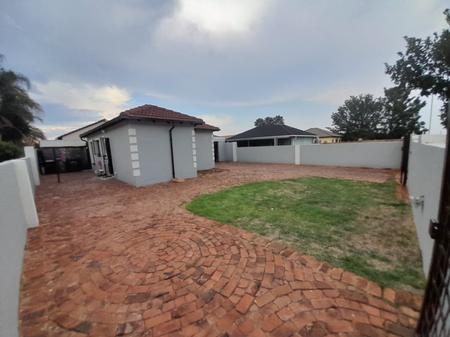 3 Bedroom Property for Sale in The Orchards Gauteng