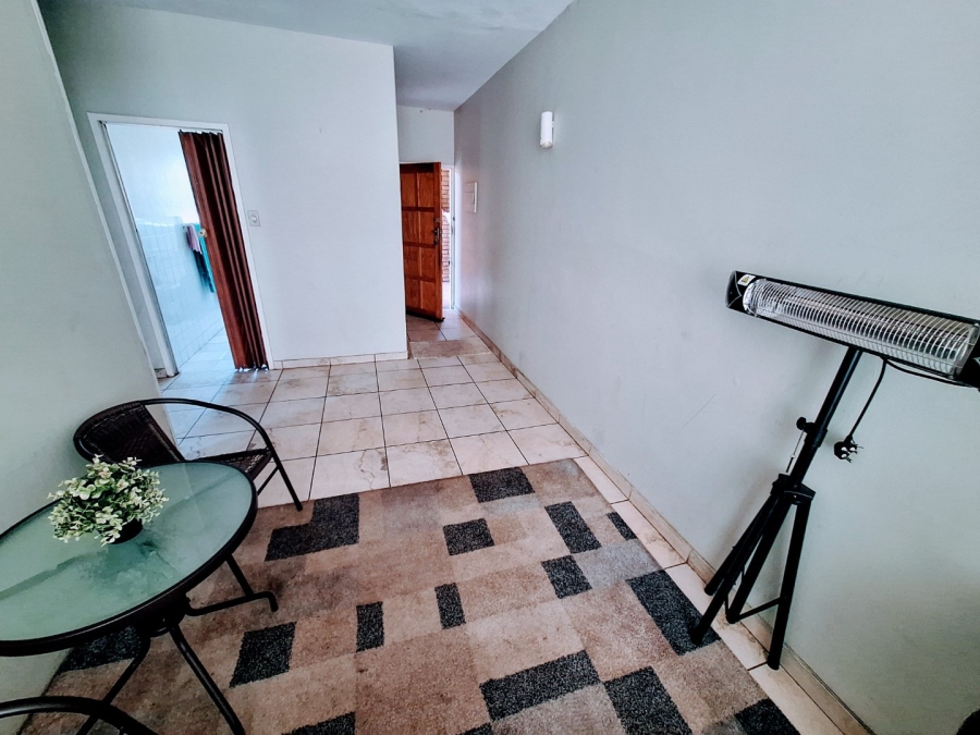 1 Bedroom Property for Sale in Pretoria North Gauteng