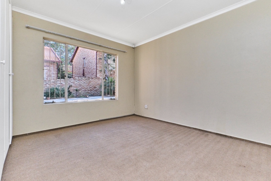 2 Bedroom Property for Sale in Wilgeheuwel Gauteng