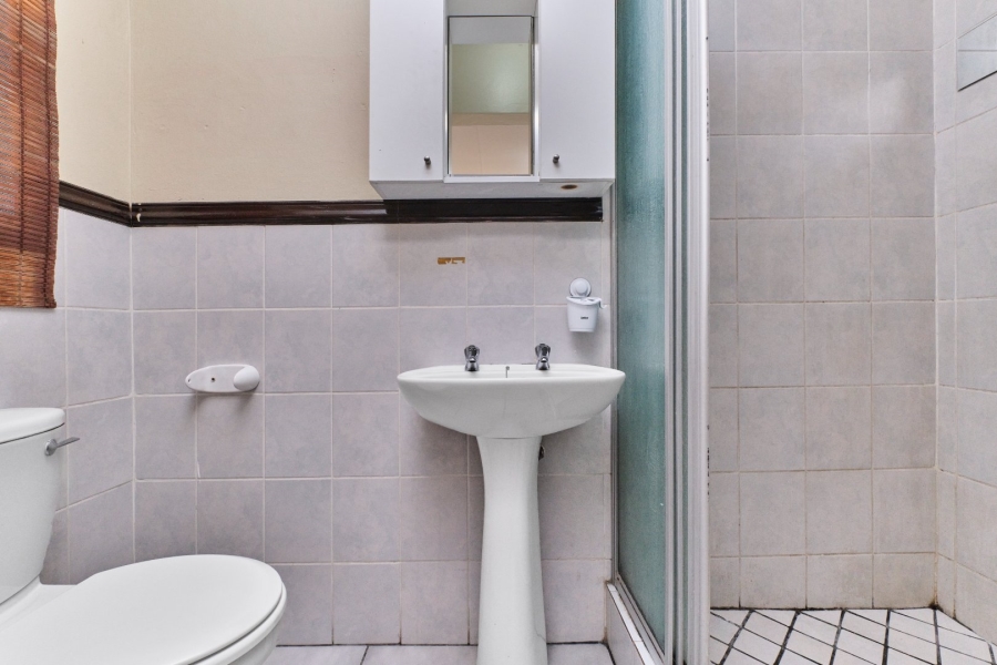 2 Bedroom Property for Sale in Wilgeheuwel Gauteng