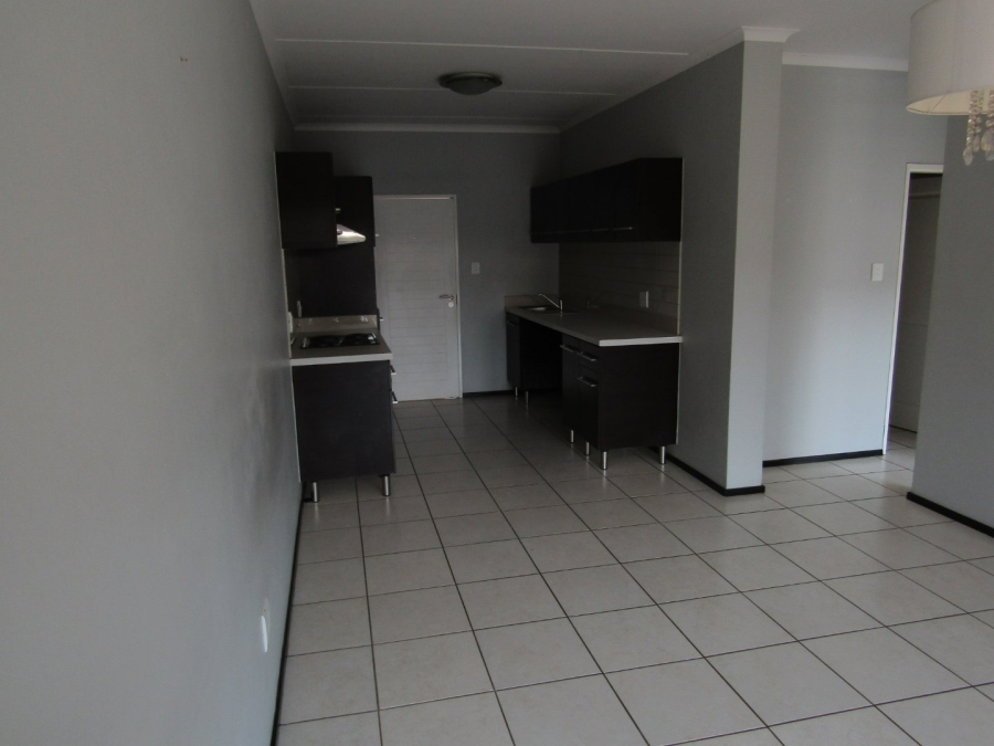 2 Bedroom Property for Sale in Oakdene Gauteng