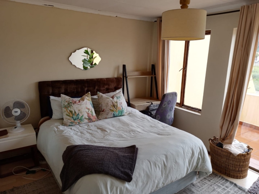 2 Bedroom Property for Sale in Mondeor Gauteng