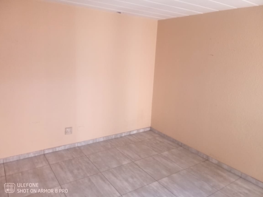 2 Bedroom Property for Sale in Jeppestown Gauteng