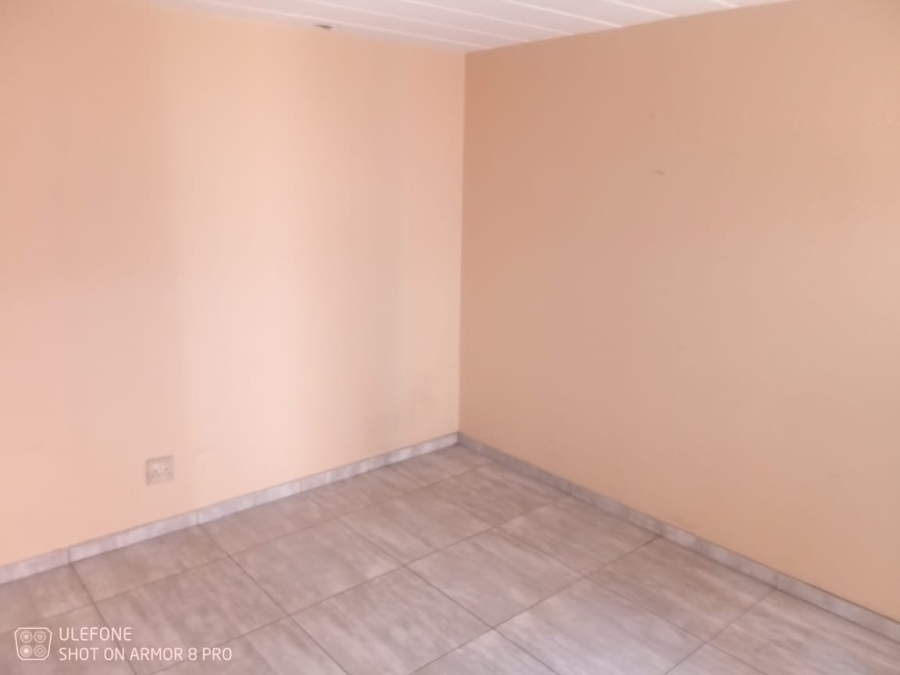 2 Bedroom Property for Sale in Jeppestown Gauteng