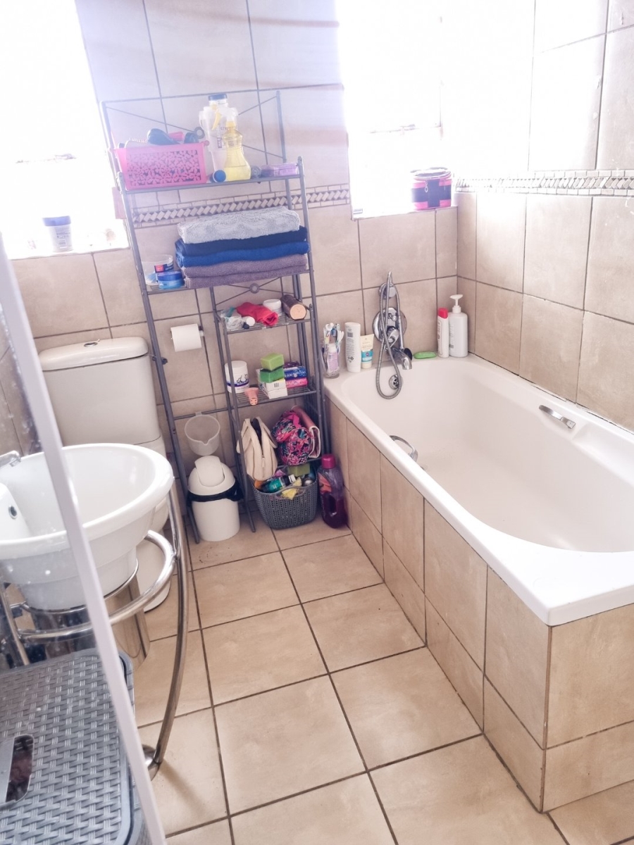 2 Bedroom Property for Sale in Hamberg Gauteng