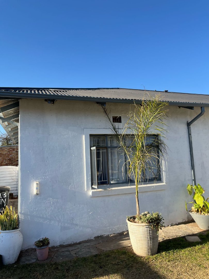3 Bedroom Property for Sale in Clayville Gauteng