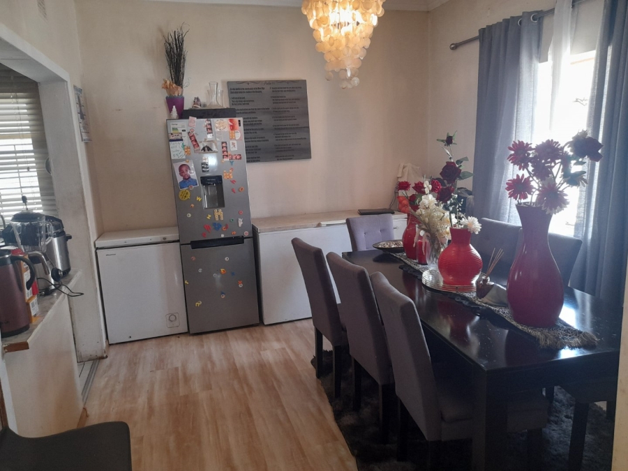 3 Bedroom Property for Sale in Clayville Gauteng