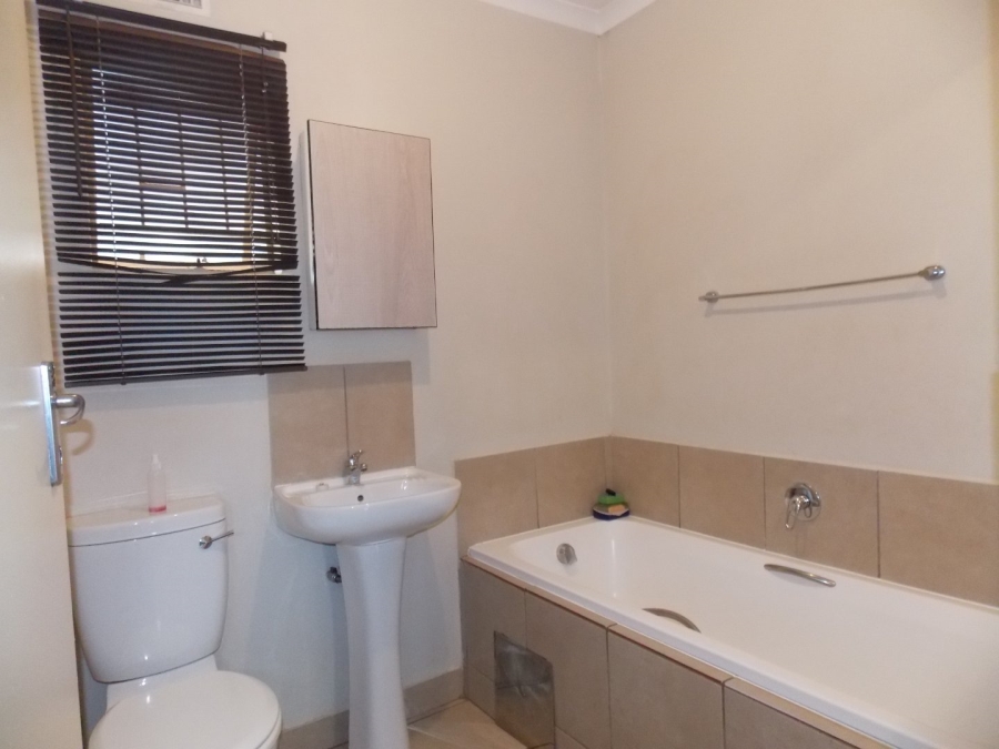 3 Bedroom Property for Sale in Sky City Gauteng