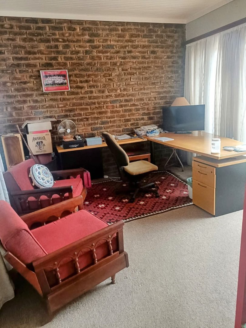 4 Bedroom Property for Sale in Wierda Park Gauteng