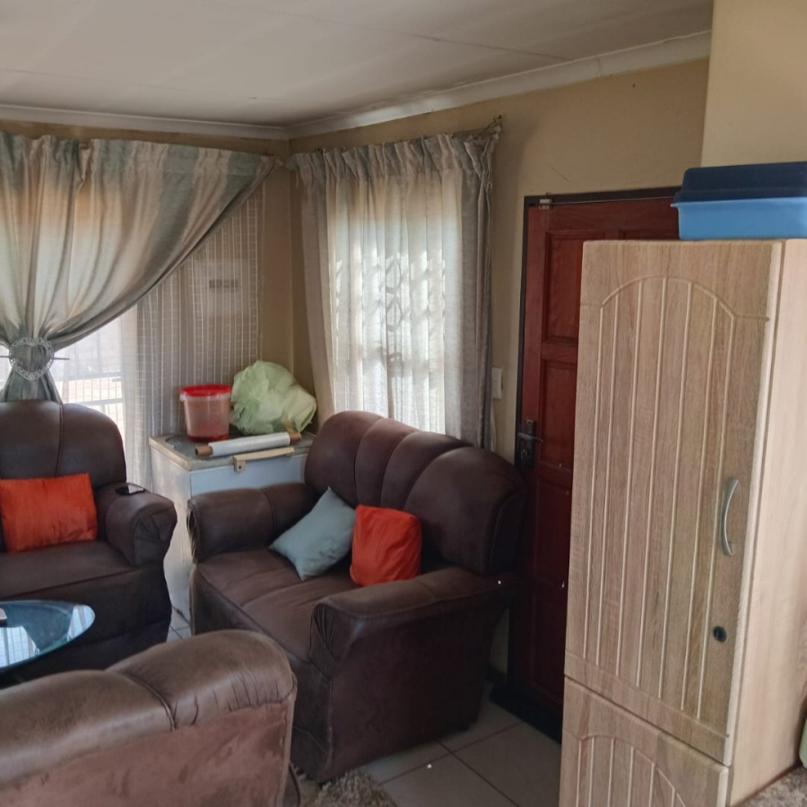 3 Bedroom Property for Sale in Olievenhoutbosch Gauteng