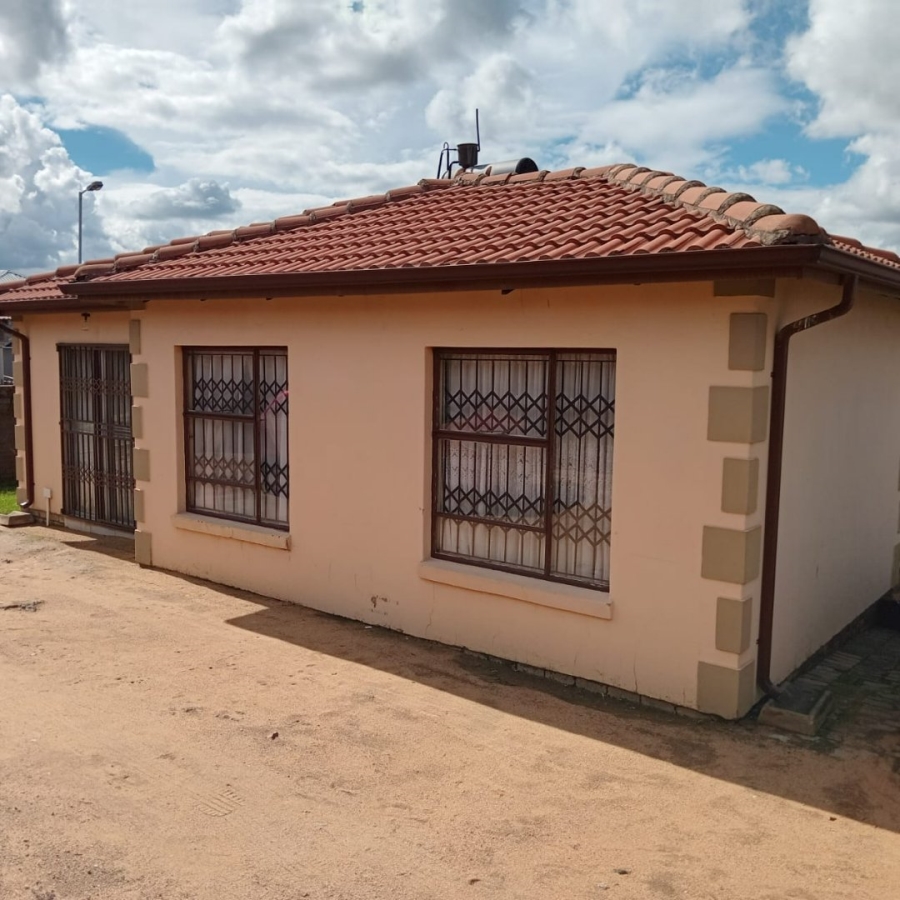 3 Bedroom Property for Sale in Olievenhoutbosch Gauteng