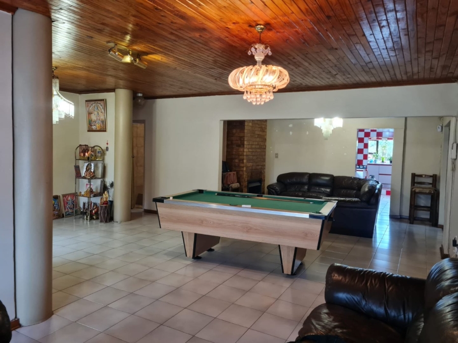 6 Bedroom Property for Sale in Lenasia South Gauteng