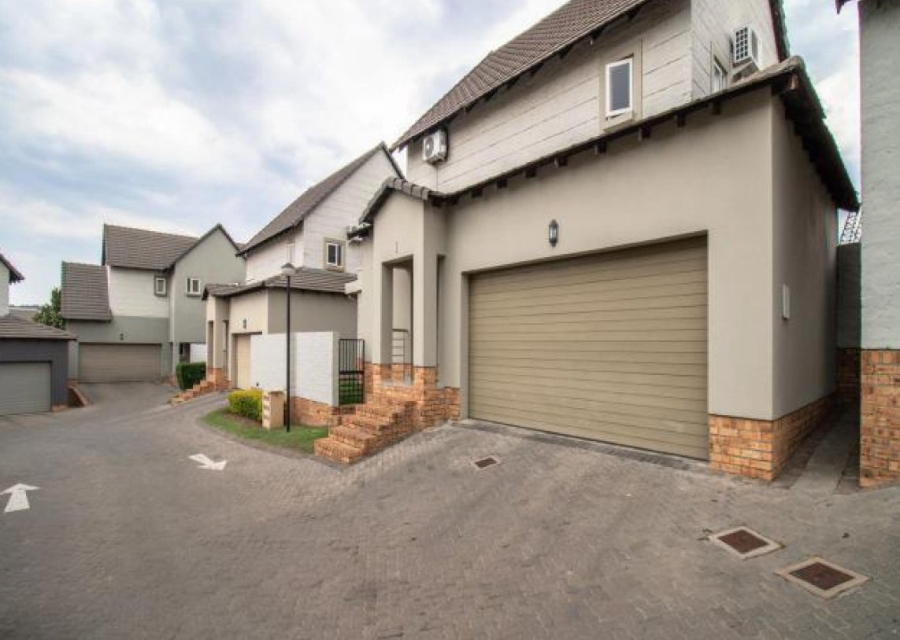 3 Bedroom Property for Sale in Kyalami Hills Gauteng