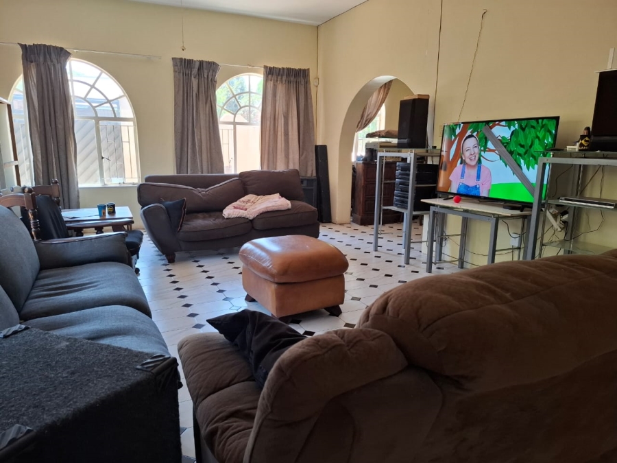 6 Bedroom Property for Sale in Vanderbijlpark SE 3 Gauteng