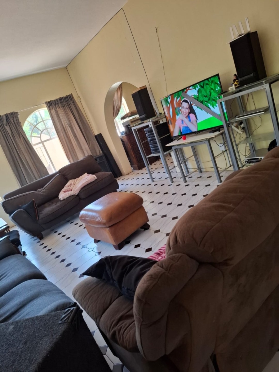 6 Bedroom Property for Sale in Vanderbijlpark SE 3 Gauteng