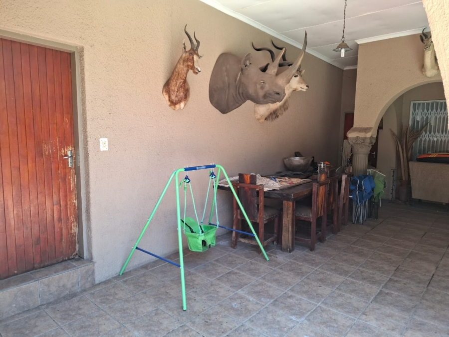 6 Bedroom Property for Sale in Vanderbijlpark SE 3 Gauteng