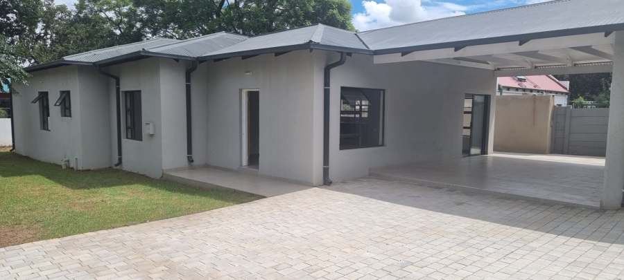 4 Bedroom Property for Sale in Mountain View Gauteng