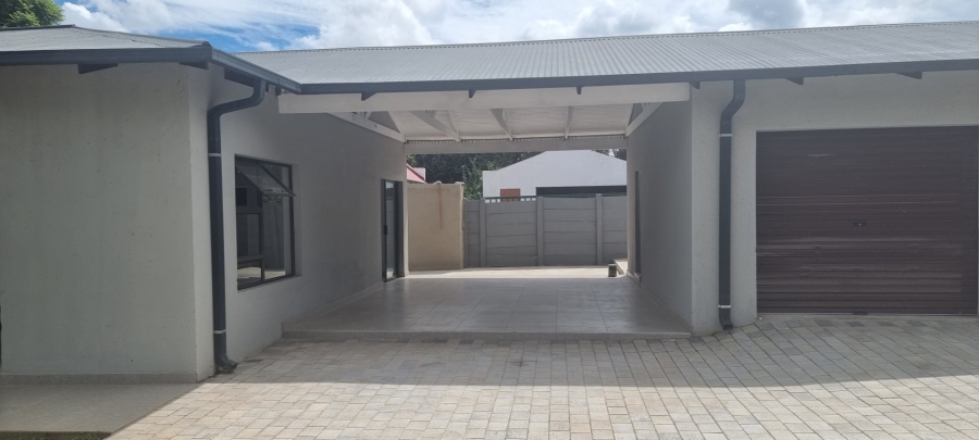 4 Bedroom Property for Sale in Mountain View Gauteng