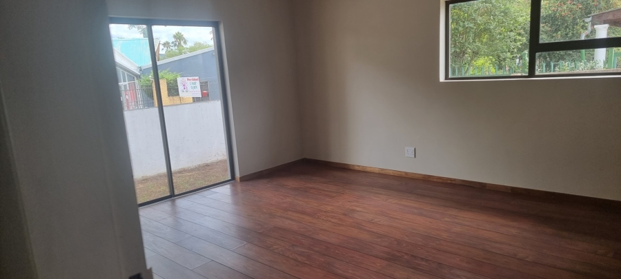 4 Bedroom Property for Sale in Mountain View Gauteng