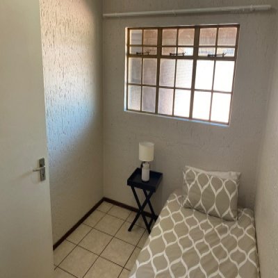 2 Bedroom Property for Sale in Hughes Gauteng