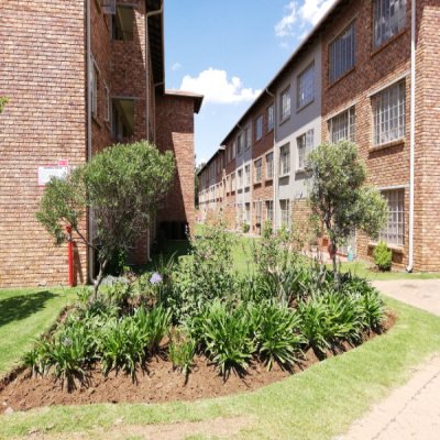 2 Bedroom Property for Sale in Hughes Gauteng