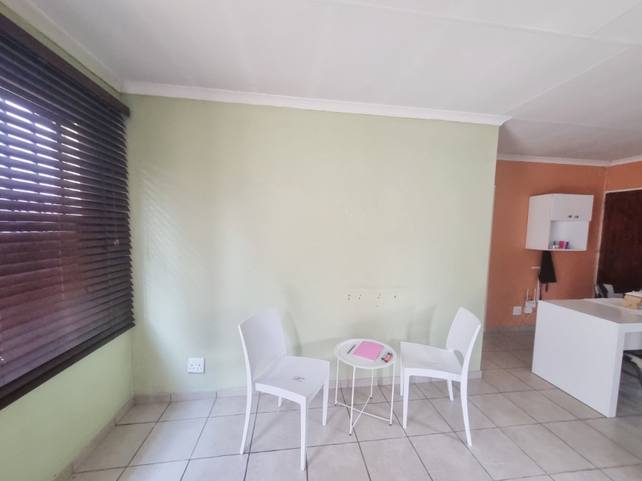 To Let 3 Bedroom Property for Rent in Windmill Park Gauteng