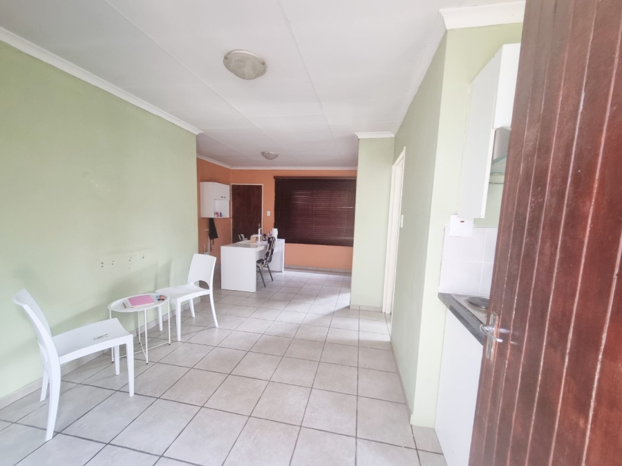 To Let 3 Bedroom Property for Rent in Windmill Park Gauteng