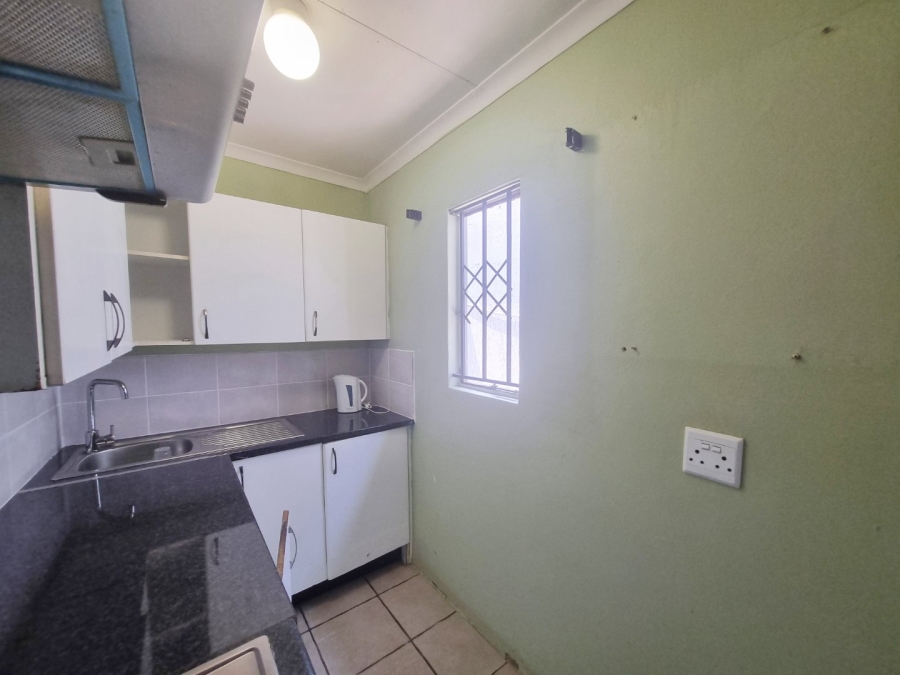 To Let 3 Bedroom Property for Rent in Windmill Park Gauteng