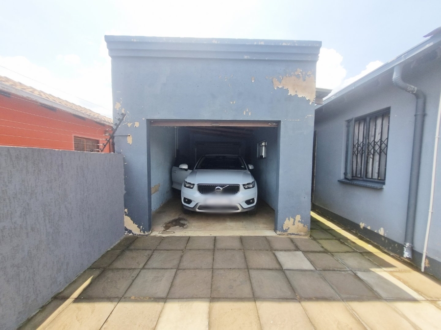 To Let 3 Bedroom Property for Rent in Windmill Park Gauteng