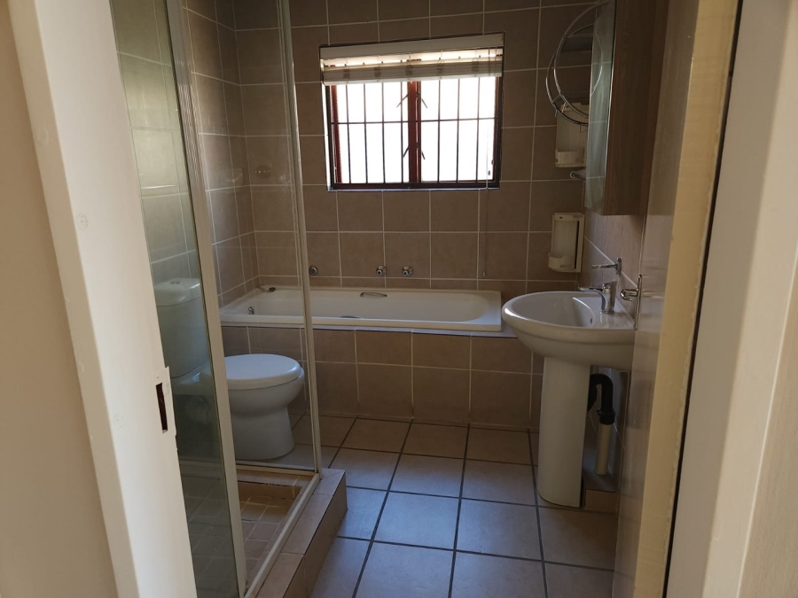 To Let 2 Bedroom Property for Rent in Winchester Hills Gauteng