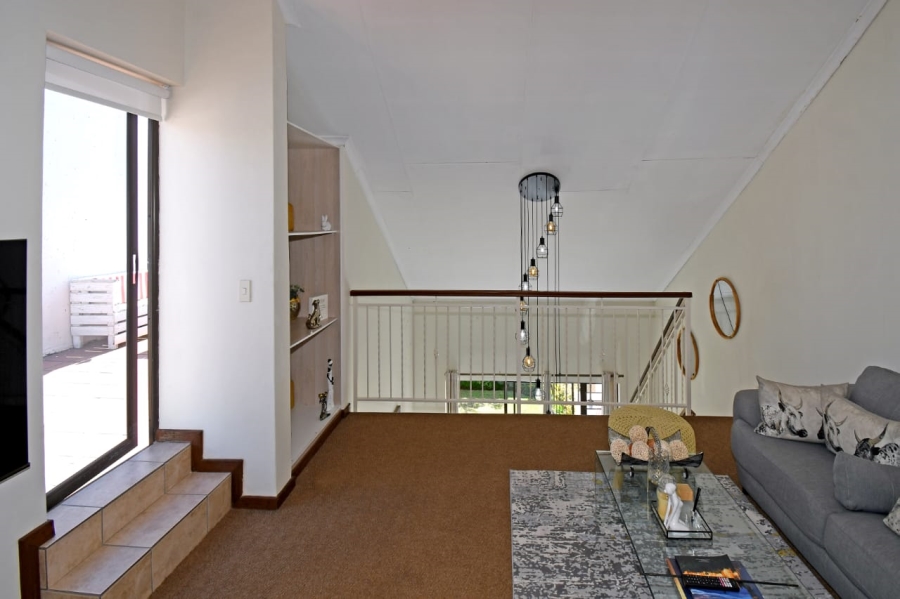 2 Bedroom Property for Sale in Broadacres Gauteng