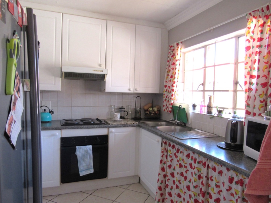 2 Bedroom Property for Sale in Amberfield Gauteng