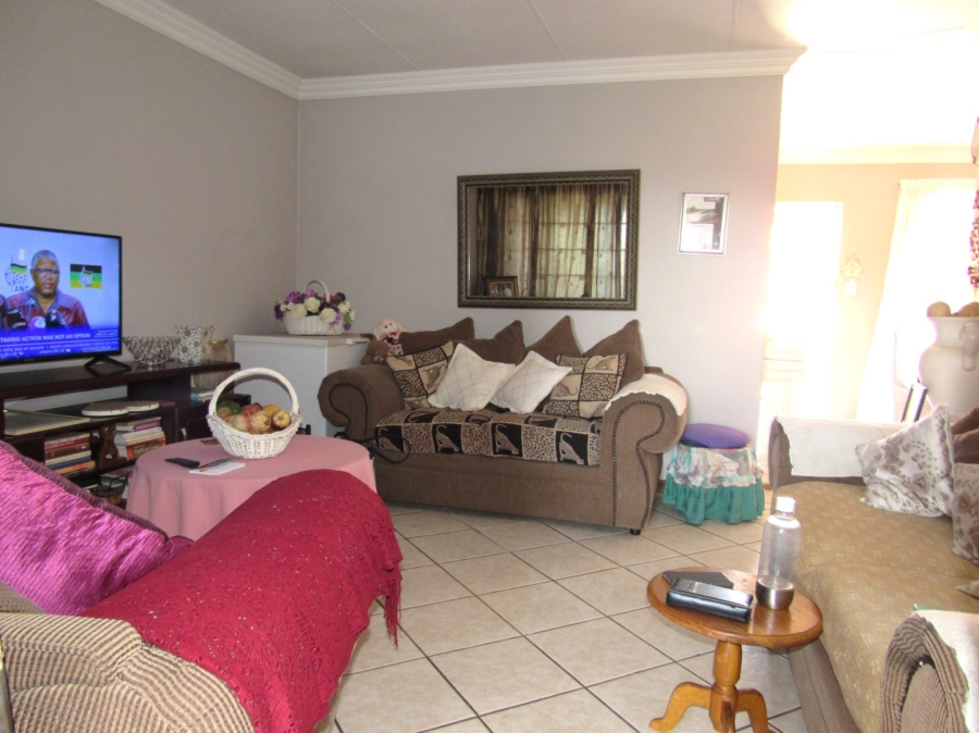 2 Bedroom Property for Sale in Amberfield Gauteng