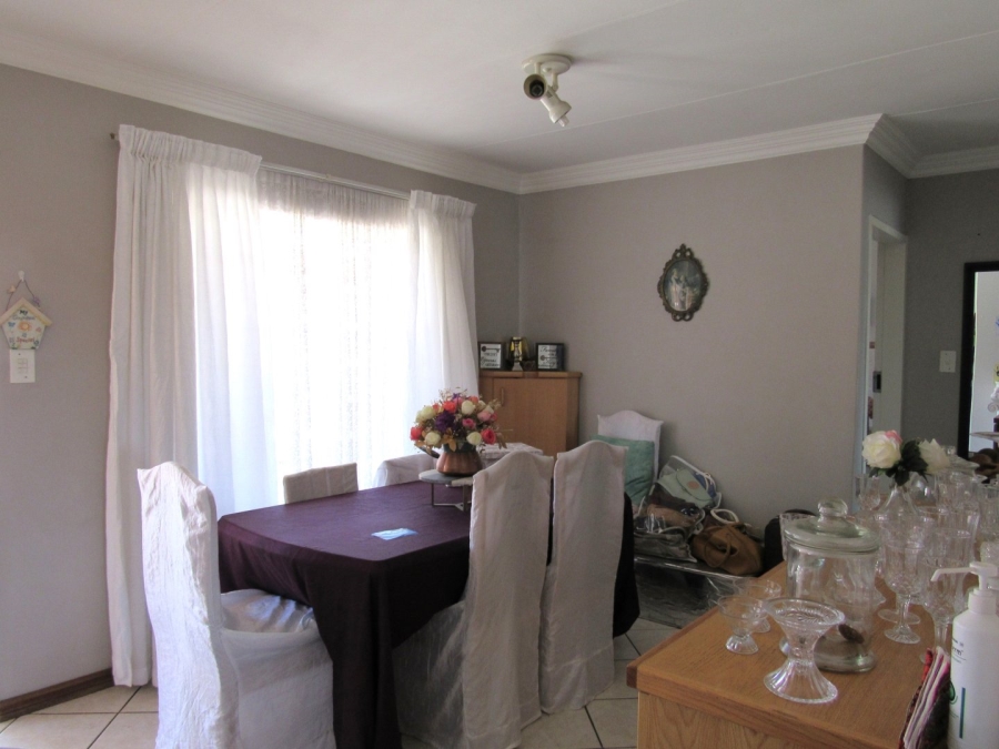 2 Bedroom Property for Sale in Amberfield Gauteng