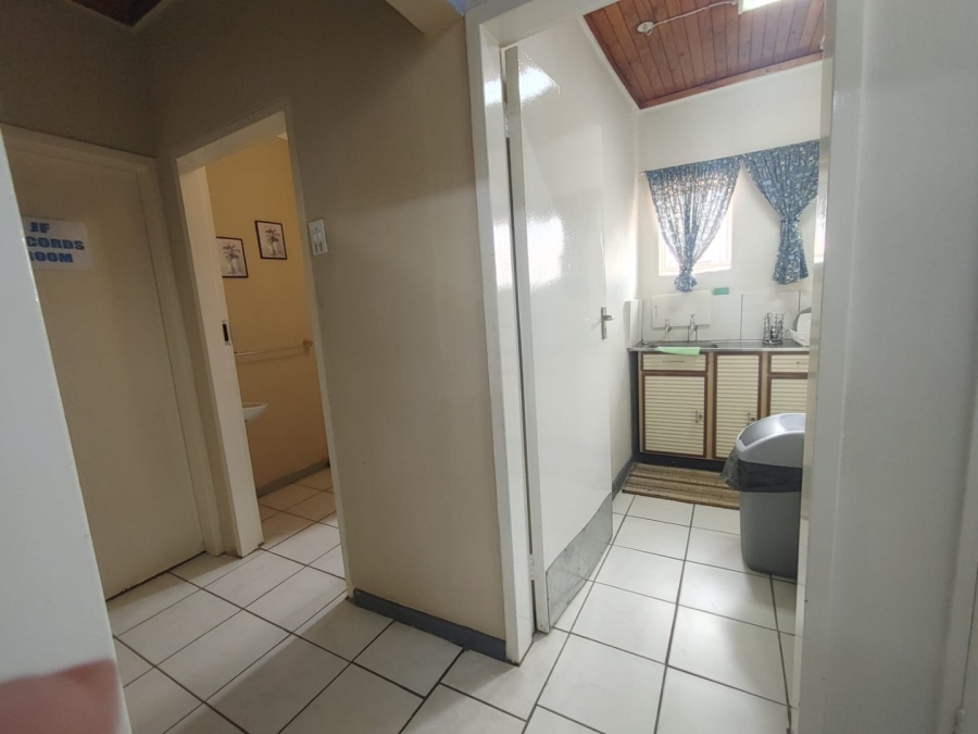  Bedroom Property for Sale in Sinoville Gauteng