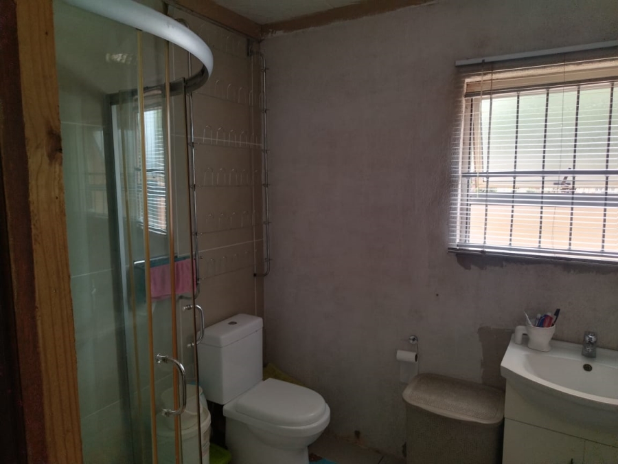 5 Bedroom Property for Sale in Mamelodi West Gauteng