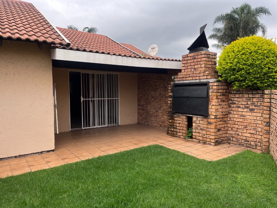 2 Bedroom Property for Sale in Pomona Gauteng