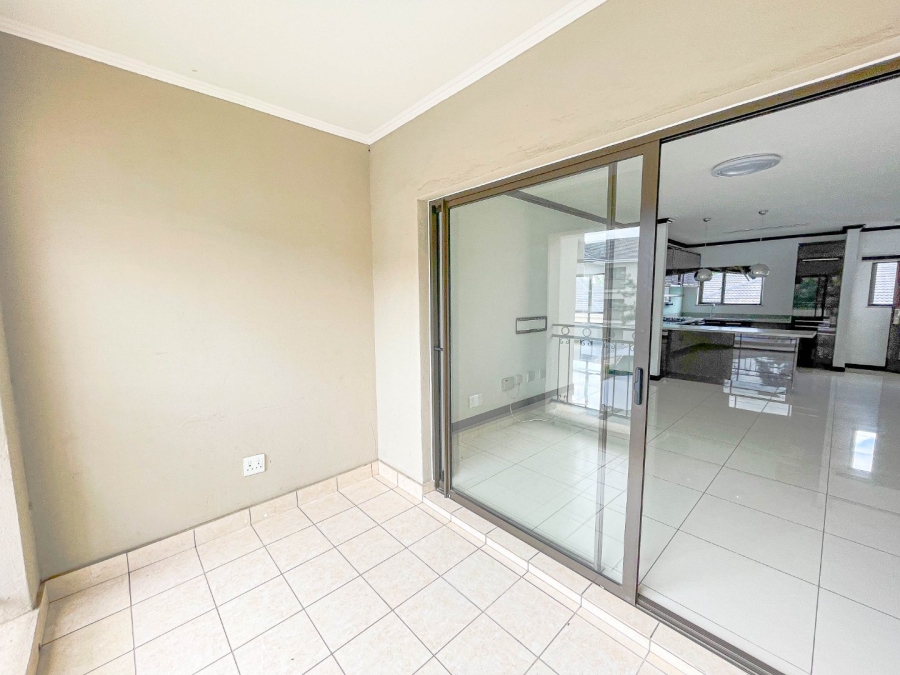 To Let 2 Bedroom Property for Rent in Carlswald Estate Gauteng