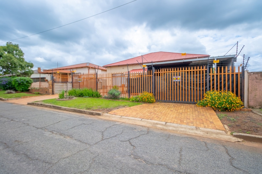 3 Bedroom Property for Sale in Randgate Gauteng