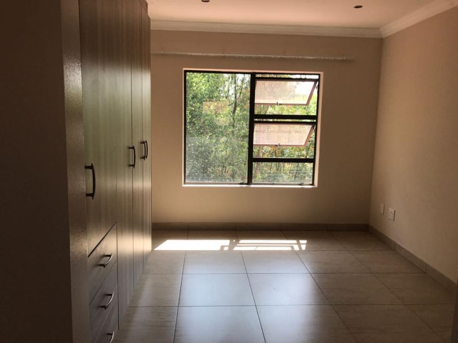 To Let  Bedroom Property for Rent in Equestria Gauteng