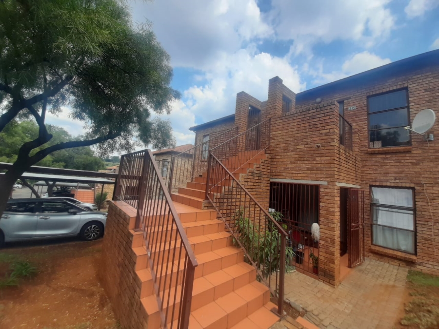 To Let 2 Bedroom Property for Rent in Wilgeheuwel Gauteng