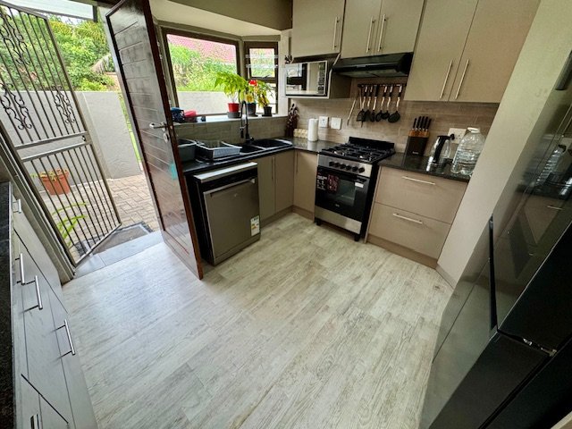 3 Bedroom Property for Sale in Boatlake Village Gauteng