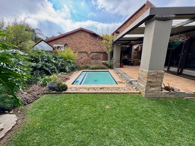 3 Bedroom Property for Sale in Boatlake Village Gauteng