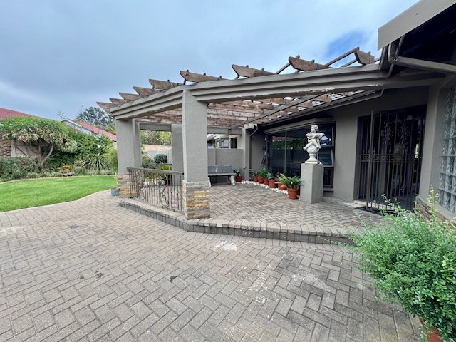 3 Bedroom Property for Sale in Boatlake Village Gauteng
